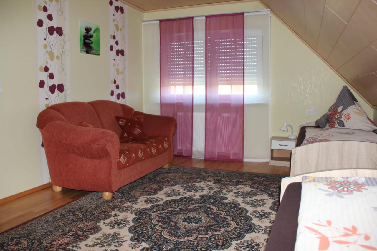 Ferienwohnung Knaub 바트빌둔젠 외부 사진